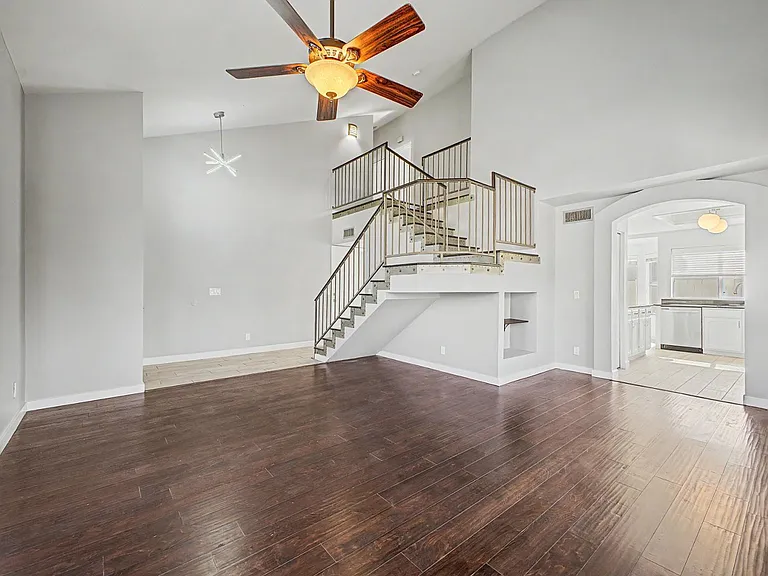 1006 S Tiago Dr — Photo 5
