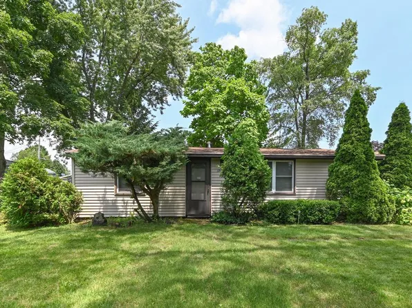 9708 Caddy LANE, Caledonia, WI 53108