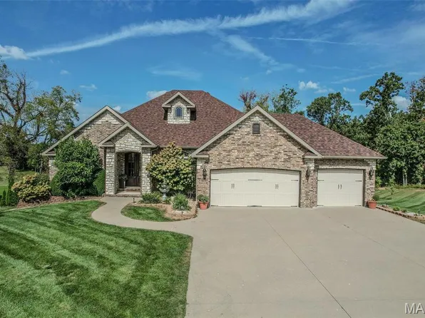 959 Cobblestone Ct, Lebanon, MO 65536