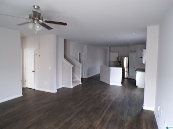 5th image of 61 Buckhorn Ln