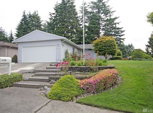24726 12th Ave S, Des Moines, WA 98198