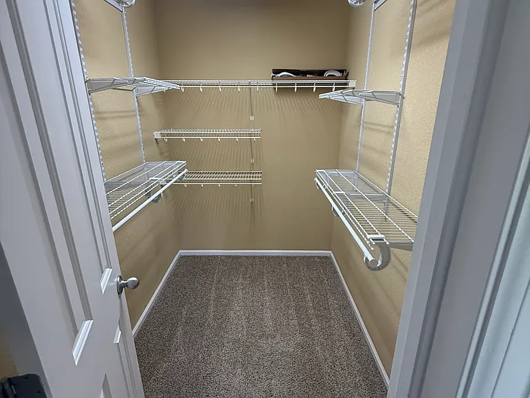 1611 Red Poppy Dr — Photo 11