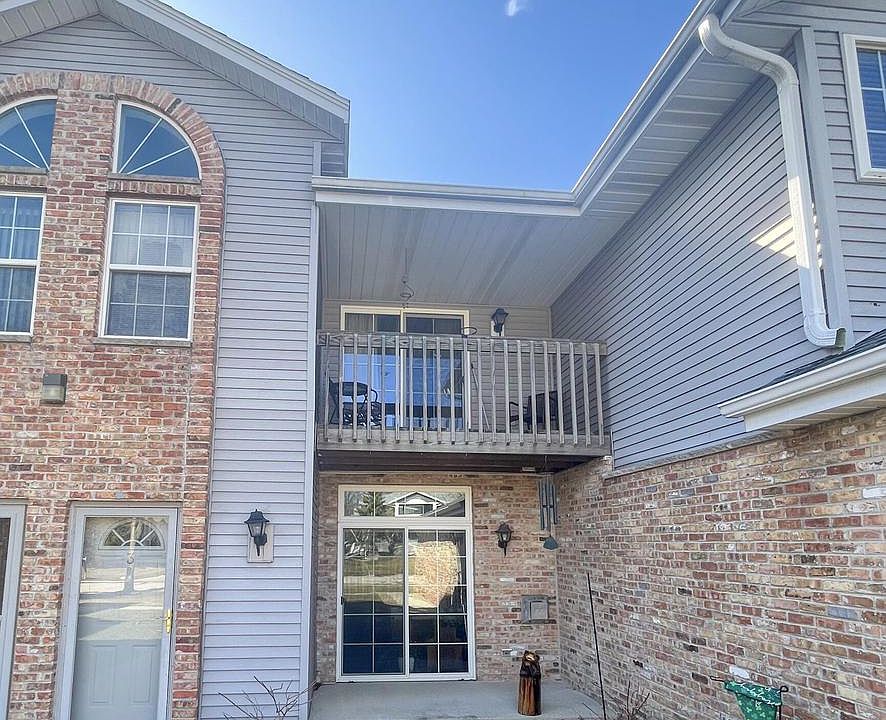 1st image of 401 West Aspen DRIVE #4