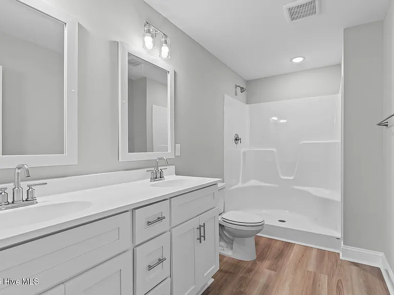 327 Starfish Ln — Photo 44