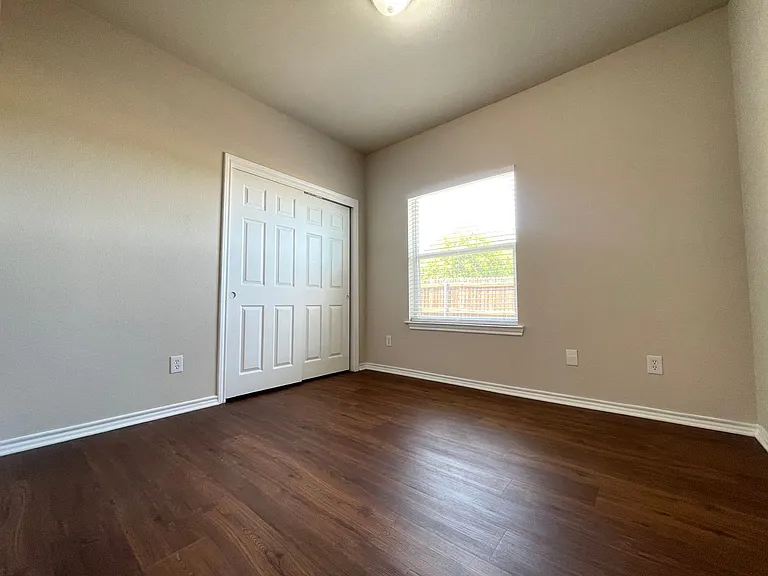5900 Lovingham Ct — Photo 19