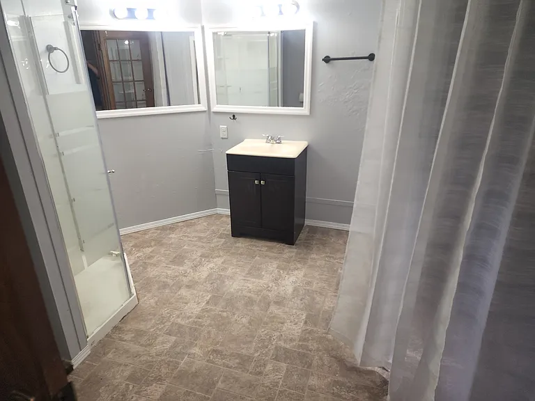 6806 Tree Top Dr — Photo 15