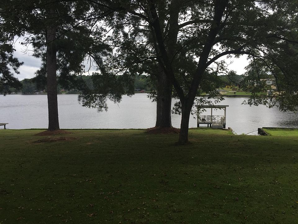 2nd image of 244 S Lakeshore Dr