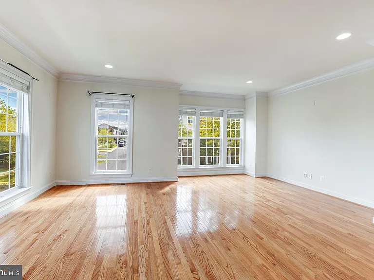 25465 Potomac Twain Ter — Photo 11