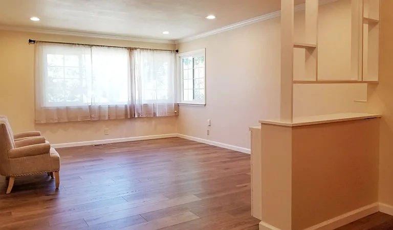 4760 Castlewood Dr — Photo 8