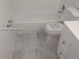 7006 NW 78th Ave #1-2, Fort Lauderdale, FL 33321