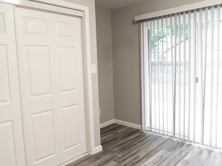 1268 E Dawn Dr — Photo 8