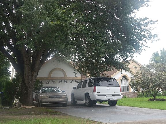 2nd image of 4725 Doberman St