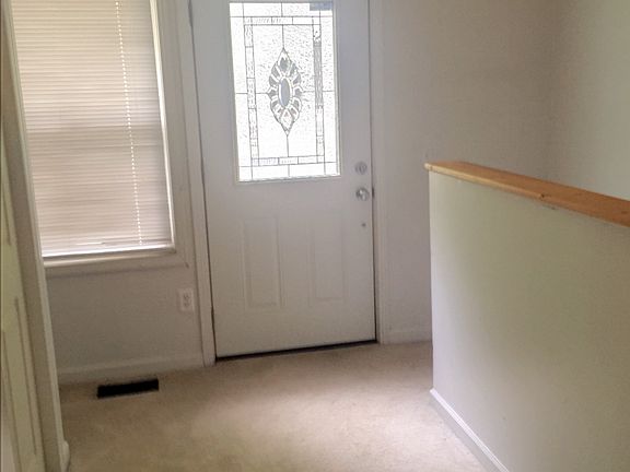 Side entrance upper level