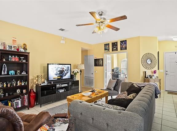 4th image of 8916 China Rose Dr