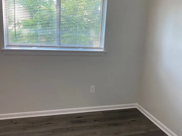 2110 N Culpeper St — Photo 5
