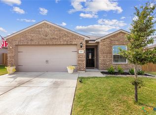 230 Wincliff Ln, Jarrell, TX 76537