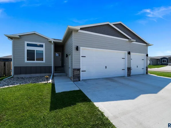 5301 E Lumin St, Sioux Falls, SD 57108