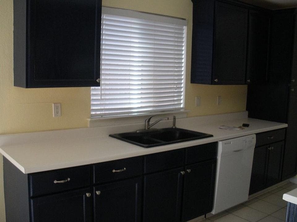 2nd image of 4966 Curve Wood Way
