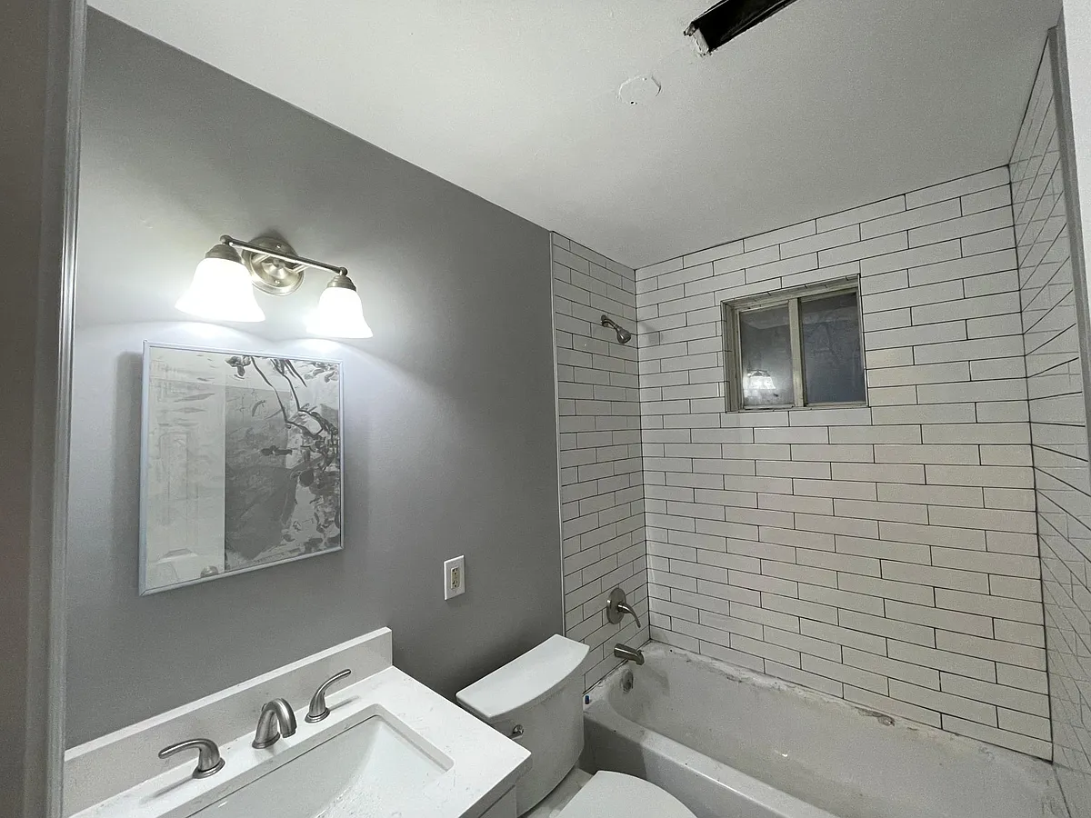 Building Photo - 3400 Clifton Ave #C