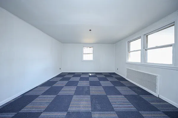 Sold by Momentum Real Estate LLC | media 4