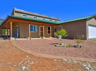 8 Stagecoach Junction Rd, Sandia Park, NM 87047