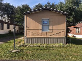 244 Valley View Dr, Oakdale, PA 15071