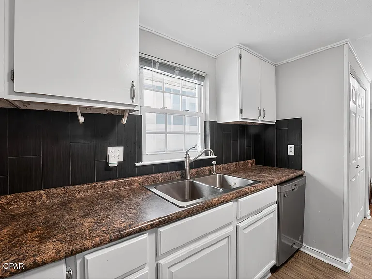 14108 Pelican St — Photo 20