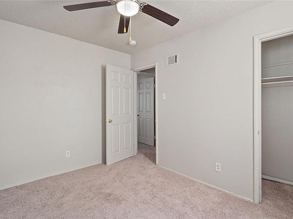 4th image of 17 Brightwell Ct