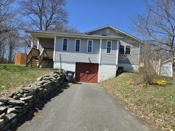 74 Orchard Dr #74, Gardiner, NY 12525