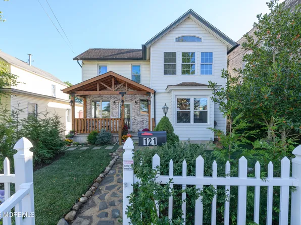 121 Catherine Street, Red Bank, NJ 07701