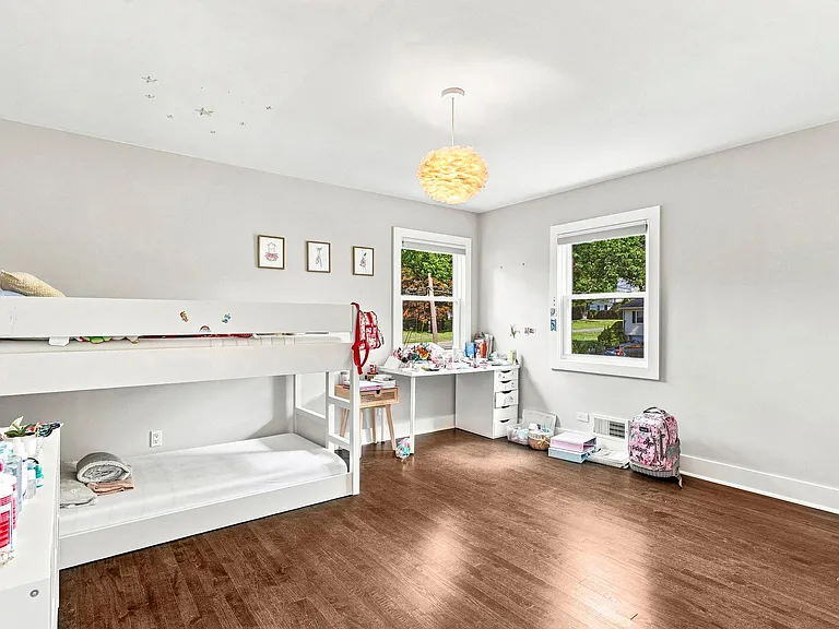 24 Benedict Rd — Photo 17