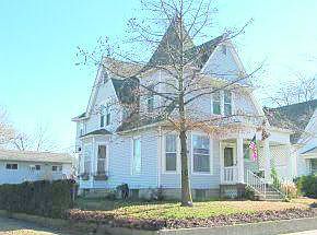2nd image of 1903 S Sergeant Ave