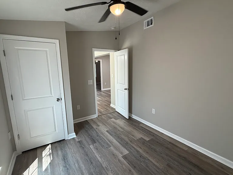 1152 Aldrich St NE — Photo 8