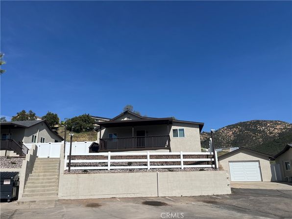 9335 Chimney Rock Ln