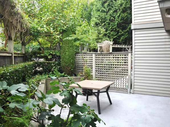 8180 Jones Rd #105, Richmond, BC V6Y 3Z6