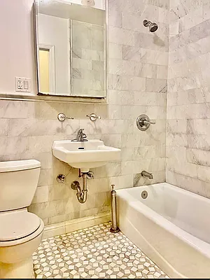 Rented by CitySites Real Estate Group | media 11