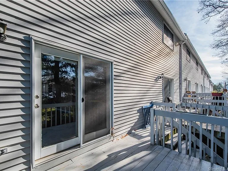 59 Westwood Ave #1 — Photo 13