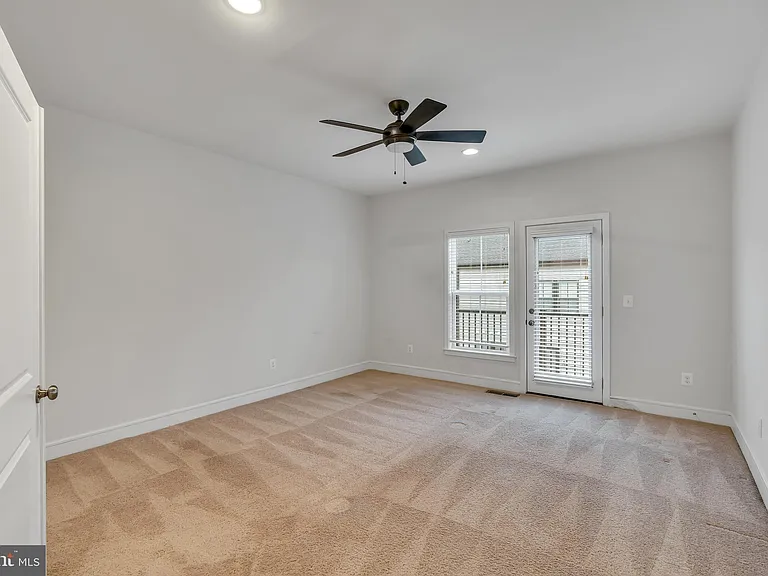 42281 Belgrave Gardens Ter — Photo 30