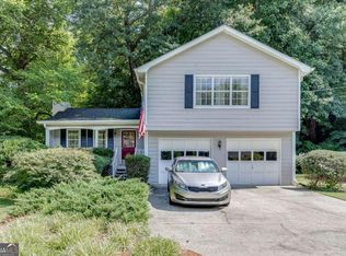 3072 Gwin Oaks Dr, Lawrenceville, GA 30044