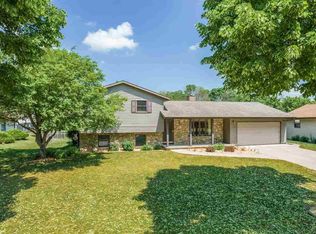 2575 Heather Rd, Green Bay, WI 54311