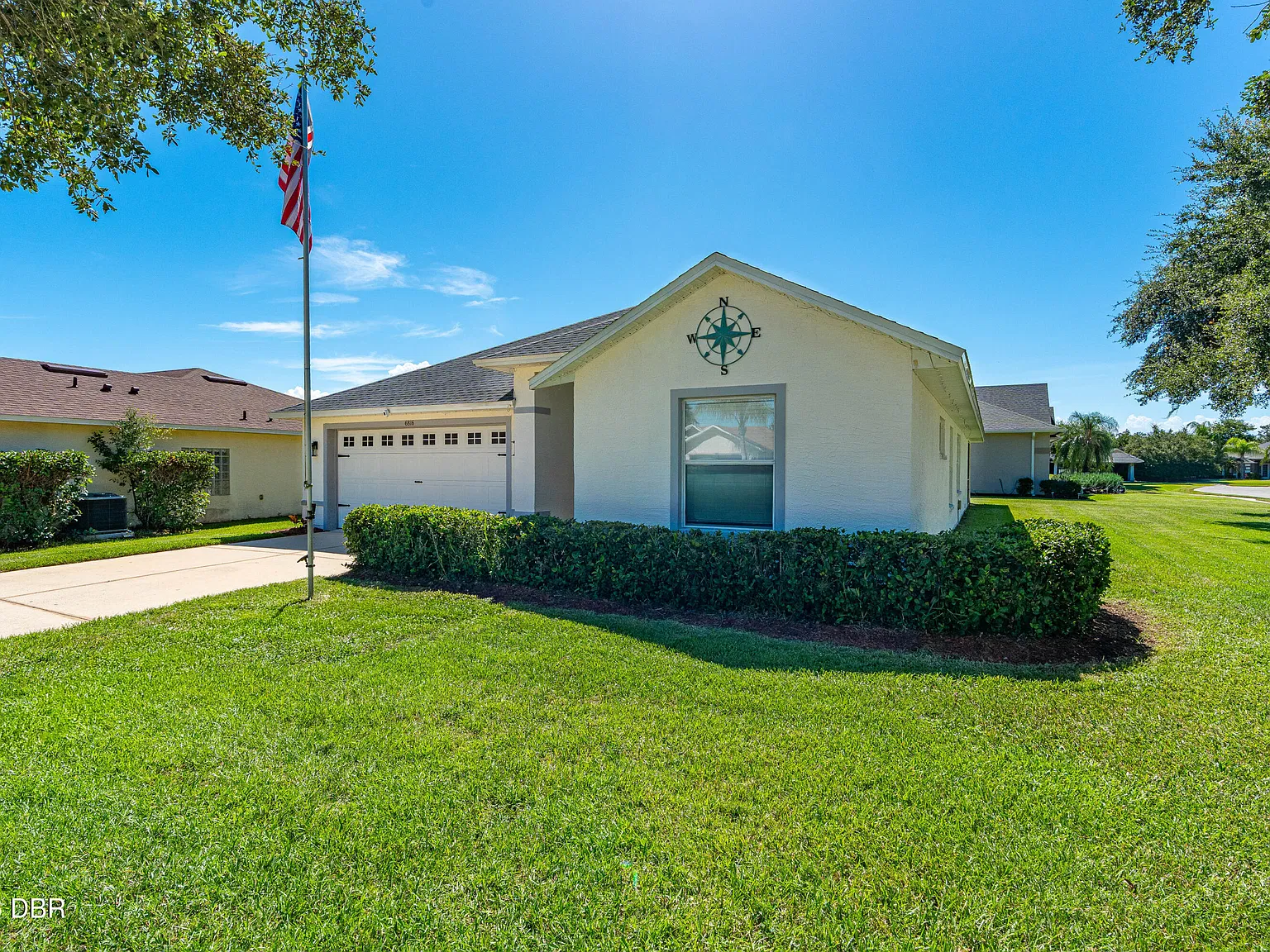 3 bed, 2.0 bath, 1665 sqft, $2,500 — Photo 3