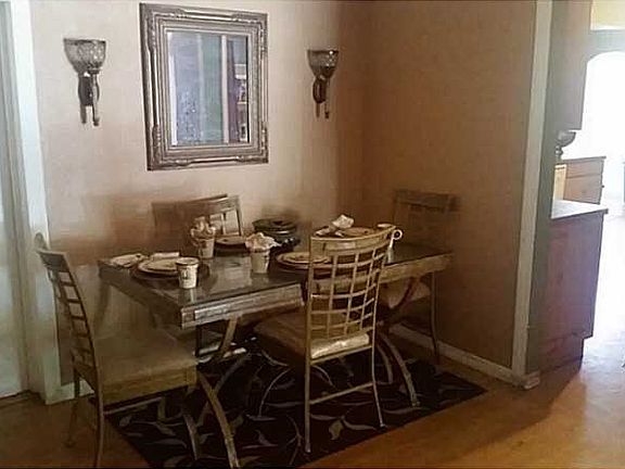 4th image of 8848 Southampton Dr