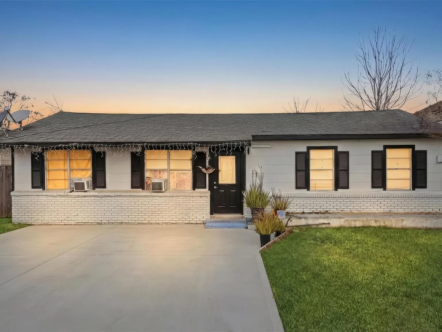 3531 Cedar Hill Ln — Photo 2