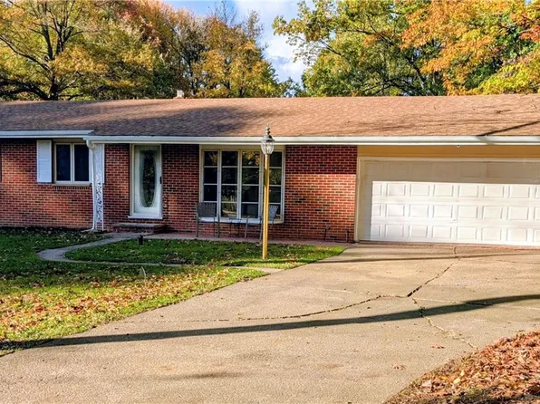 7669 Locust Cir, Northfield, OH 44067