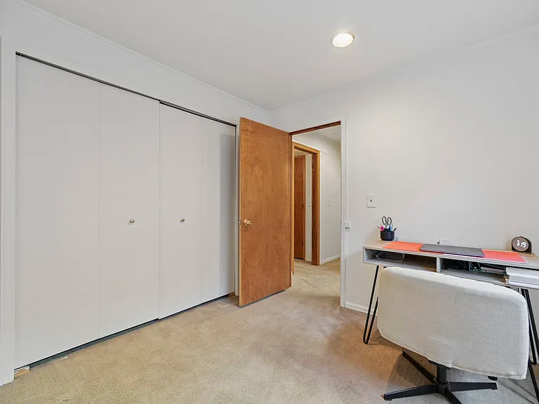 4910 Hawk Meadow Dr — Photo 17