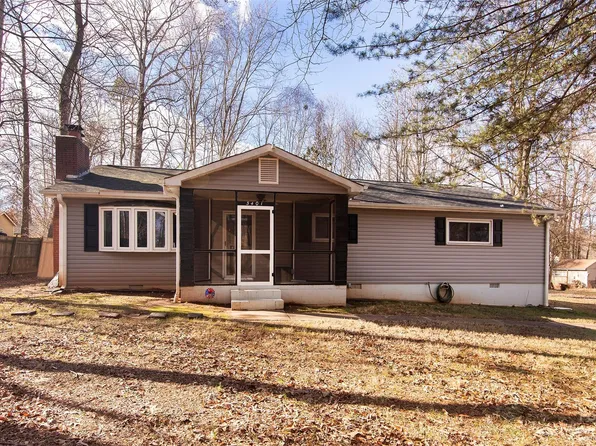 3401 Mason Dr, Charlotte, NC 28269