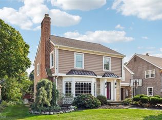 21529 Aberdeen Rd, Rocky River, OH 44116