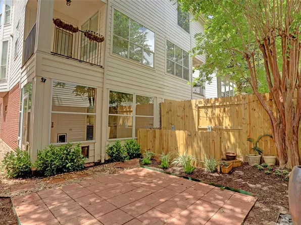 1114 W Clay St, Houston, TX 77019