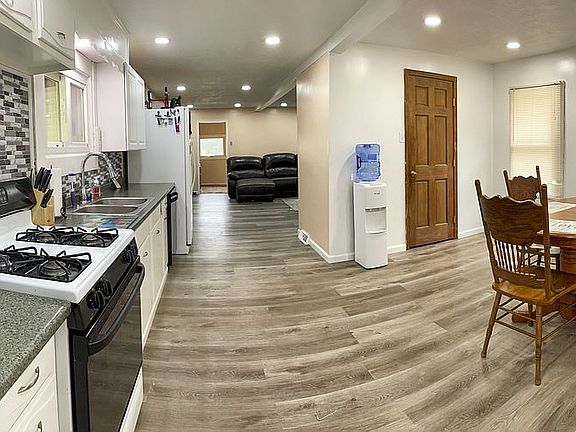 4th image of 86 Sunbury St