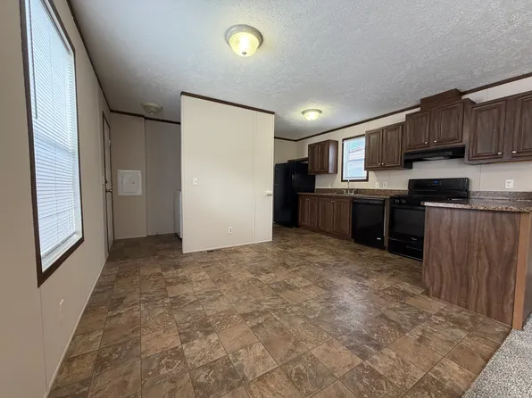 341 Scabbard St SW #225, Grand Rapids, MI 49548